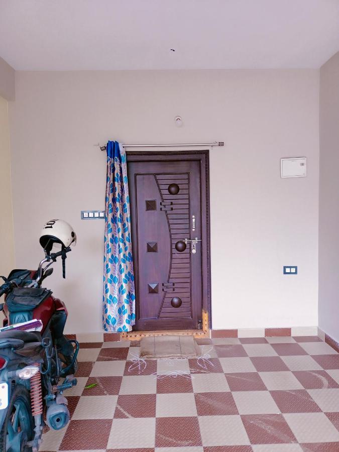 Sri Govinda Nilayam Home Stay 1 Визакхапатнам Екстериор снимка